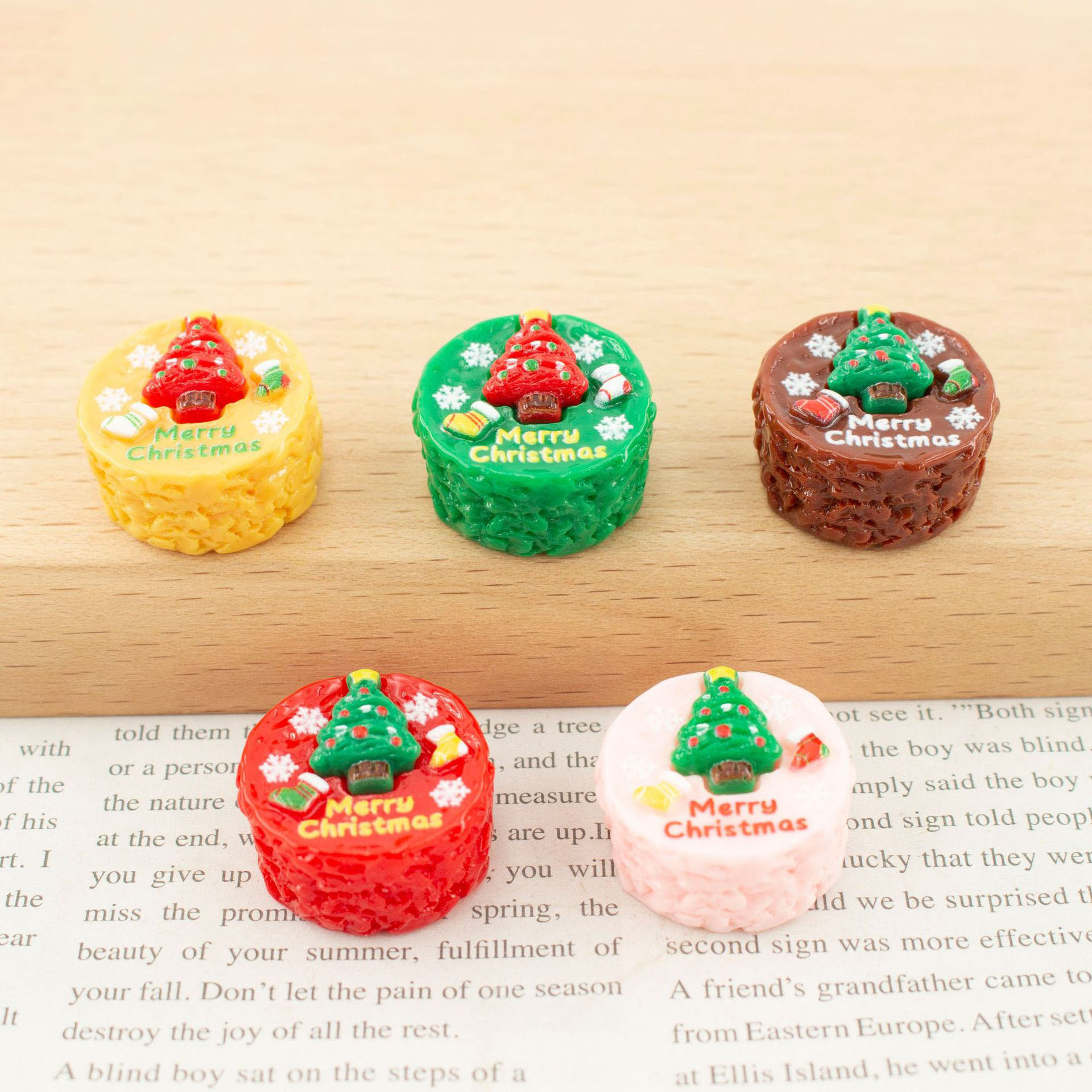 10pcs Resin imitation Christma – Jewelry Making Desk recenzja i cena