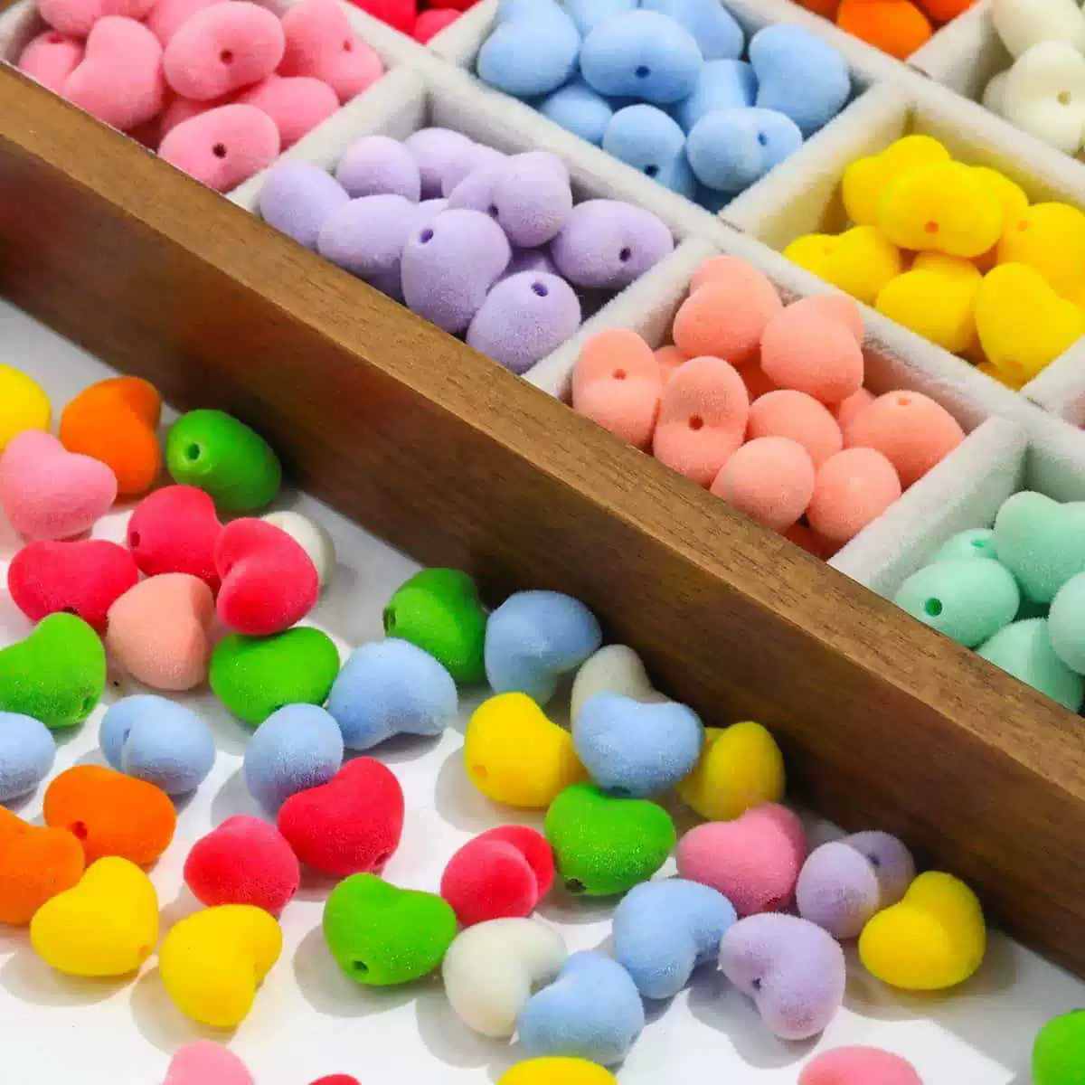 10pcs/lot Velvet Beads Acrylic – Bead Mat Velvet recenzja i cena
