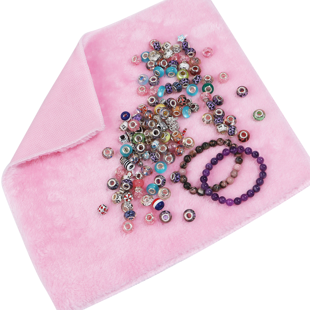 1 Piece Color Jewelry Display  – Bead Mat Velvet recenzja i cena